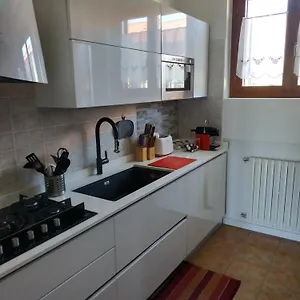 Appartement Marconi 45, Osmate
